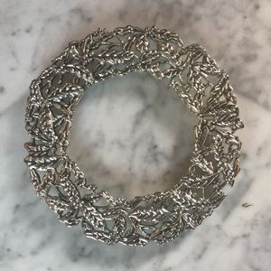 Vintage Silver-plated Holly Wreath Trivet Christmas Holiday Grandmillenial